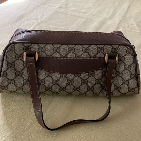 Gucci Brown and Cream Monogram Clutch - Picture 14 of 14